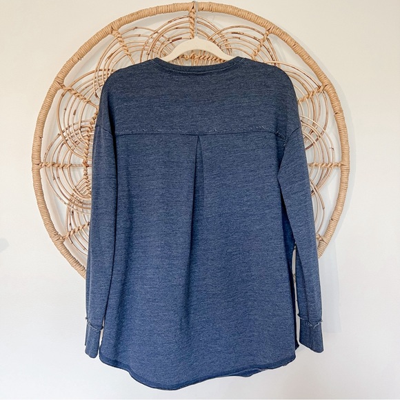 Z Supply Weekender V Neck Oversized Top - Picture 6 of 7